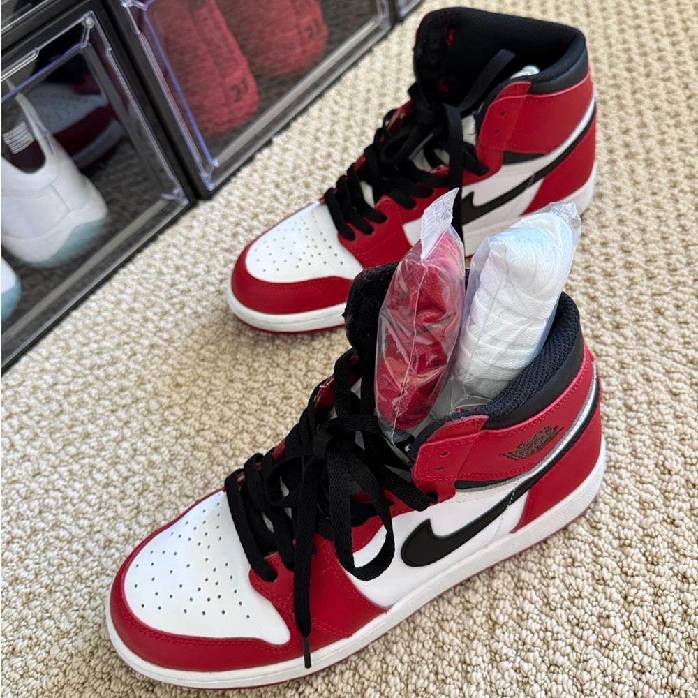 Air Jordan retro 1 size 7y